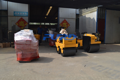 福瑞得機(jī)械手扶雙輪壓路機(jī)，手扶單輪壓路機(jī)，座駕壓路機(jī)及時(shí)包裝發(fā)貨