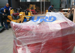 福瑞得機(jī)械座駕壓路機(jī)、手扶壓路機(jī)、灌縫機(jī)及時(shí)包裝發(fā)貨